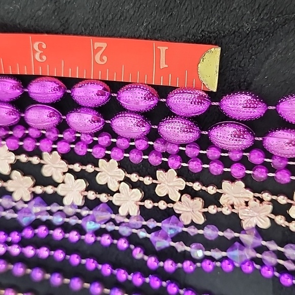 Multicolored Pink and Purple bead Necklaces 17 to 30 inches long - Picture 6 of 9
